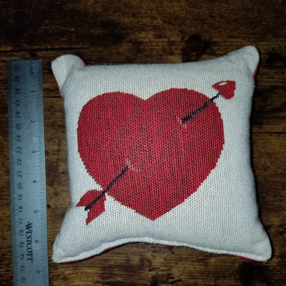 Small Heart and Arrow Decorative Red And Cream Pillow